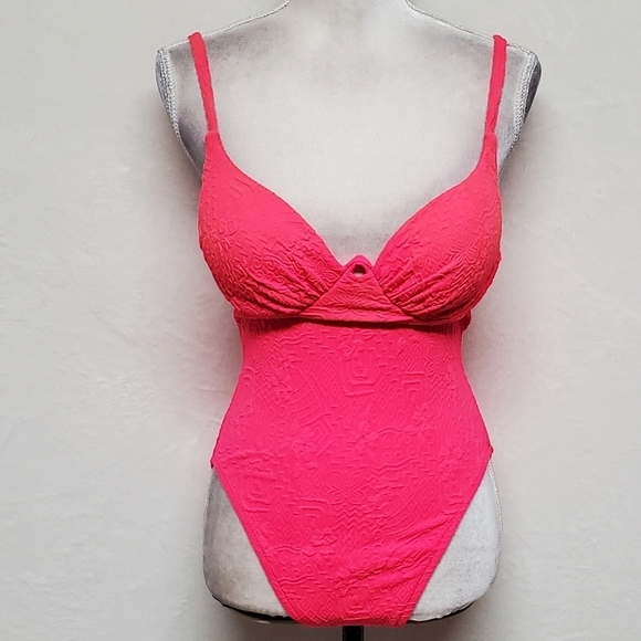 BarbieCore 80s Vintage Pacific Connections Neon Pink Embossed V Padded Swimsuit - Picture 2 of 15